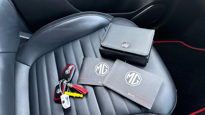 MG HS 1.5 T-GDI Trophy 5dr Petrol Hatchback